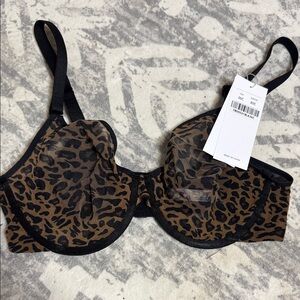 Chic Leopard Print Underwire Bra